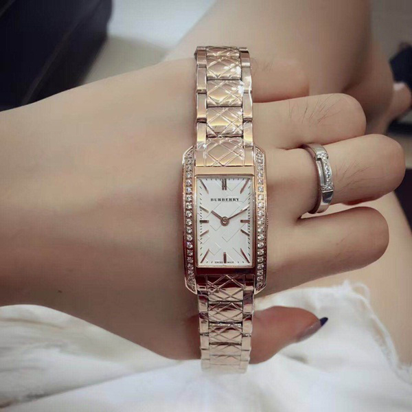 Đồng hồ nữ Burberry chính hãng BR07