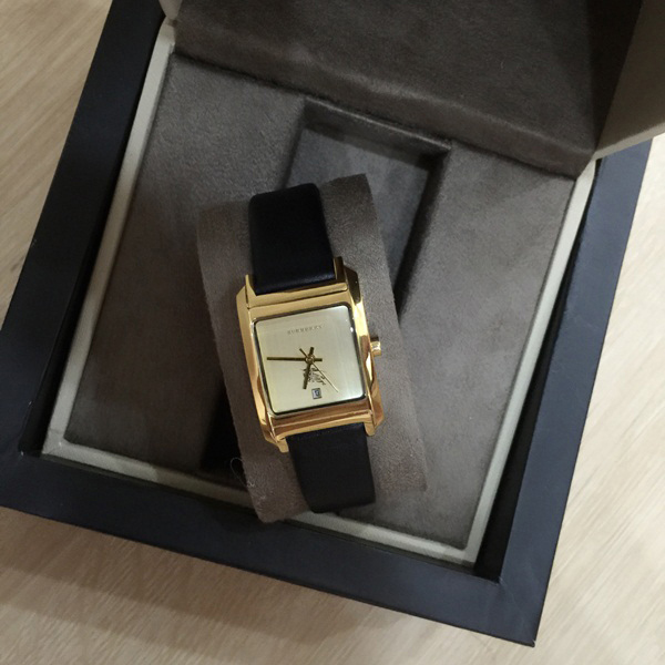 Đồng hồ nữ chính hãng Burberry Quartz watch BR05