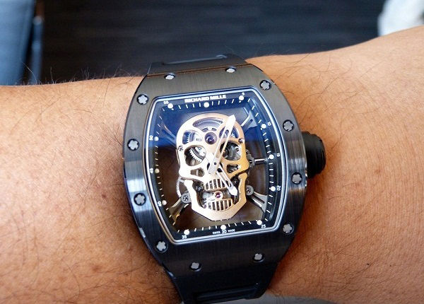 Đồng hồ đầu lâu Richard Mille RM52 dây cao su chính hãng