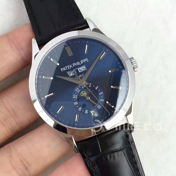 Đồng hồ đeo tay nam Patek Philippe Geneve 5396G-001 chính hãng