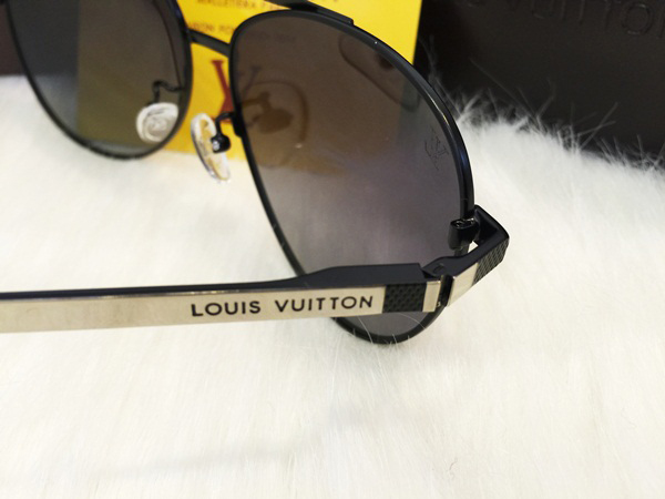 Kính Louis Vuitton nam chính hãng Z1916