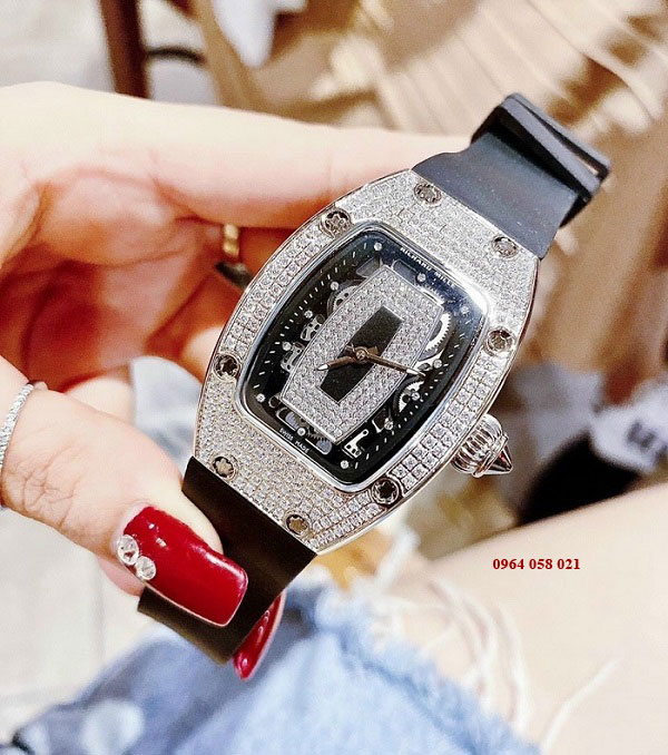 mẫu đồng hồ nữ trẻ trung Richard Mille RM07-01
